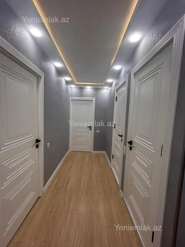 Satılır 3 otaqlı köhnə tikili 80 m²