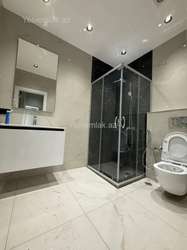 Satılır 2 otaqlı yeni tikili 79.1 m²