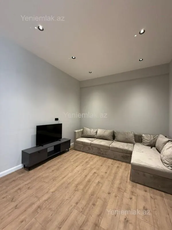 Satılır 2 otaqlı yeni tikili 79.1 m²