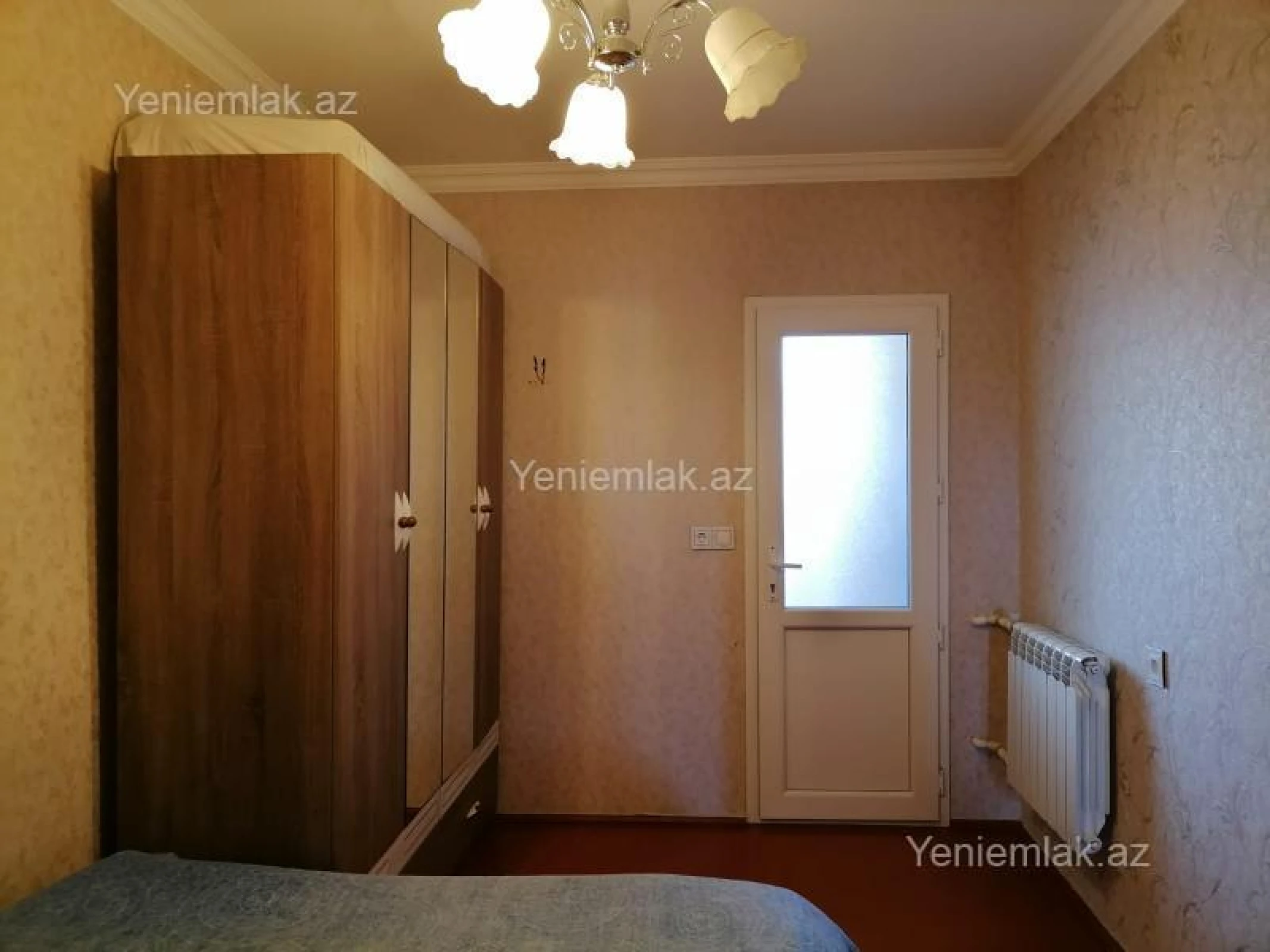 Satılır 3 otaqlı köhnə tikili 72 m²