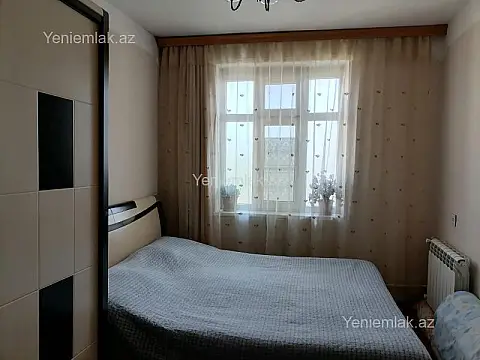 Satılır 3 otaqlı köhnə tikili 72 m²