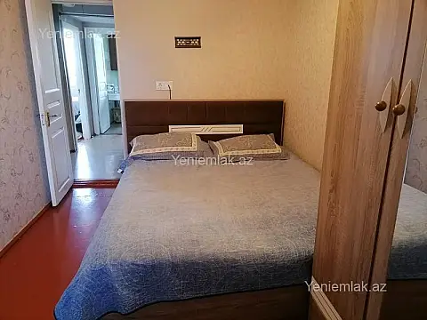 Satılır 3 otaqlı köhnə tikili 72 m²
