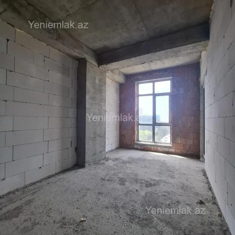 Satılır 3 otaqlı yeni tikili 100 m²