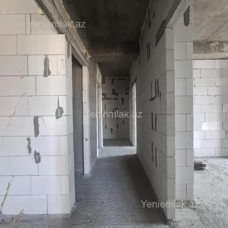 Satılır 3 otaqlı yeni tikili 100 m²