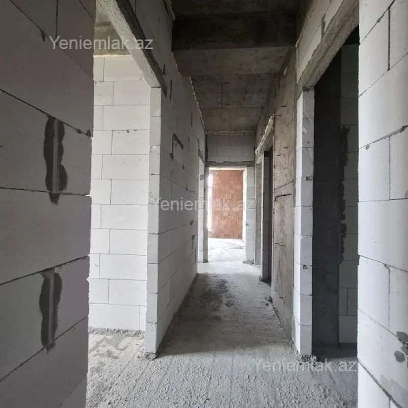 Satılır 3 otaqlı yeni tikili 100 m²