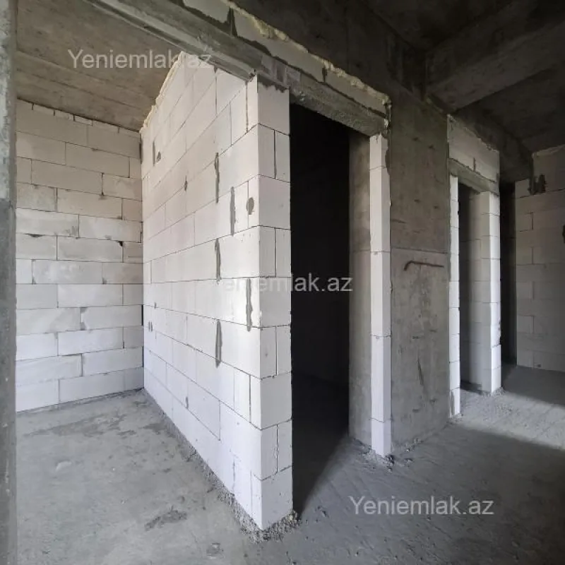 Satılır 3 otaqlı yeni tikili 100 m²