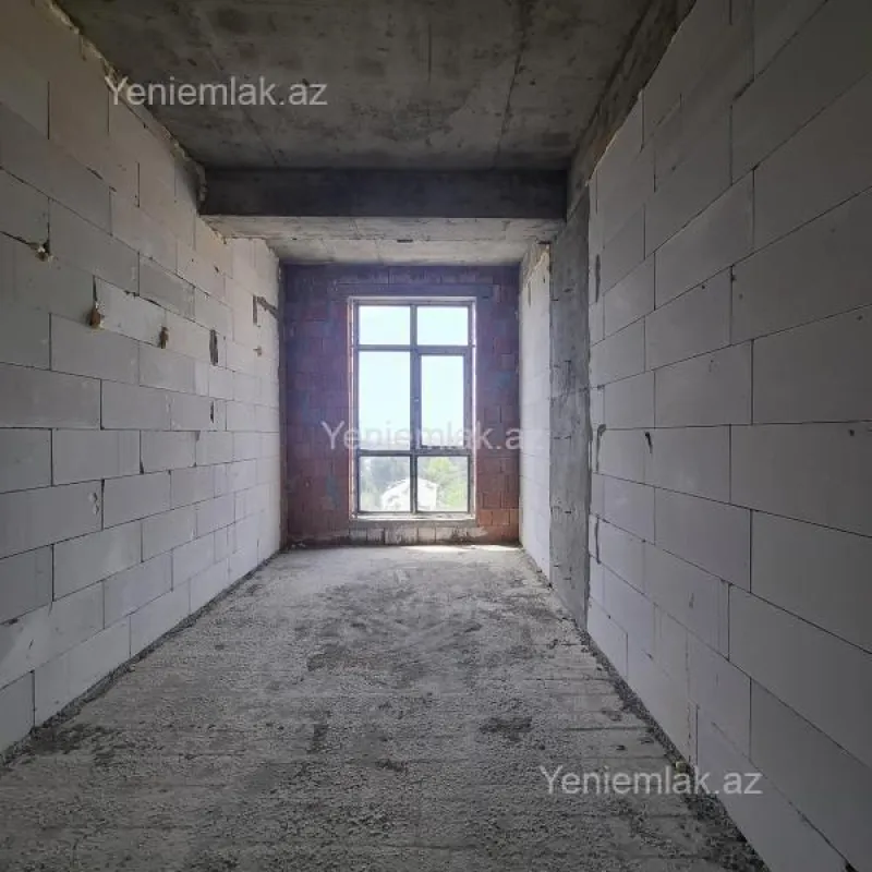 Satılır 3 otaqlı yeni tikili 100 m²