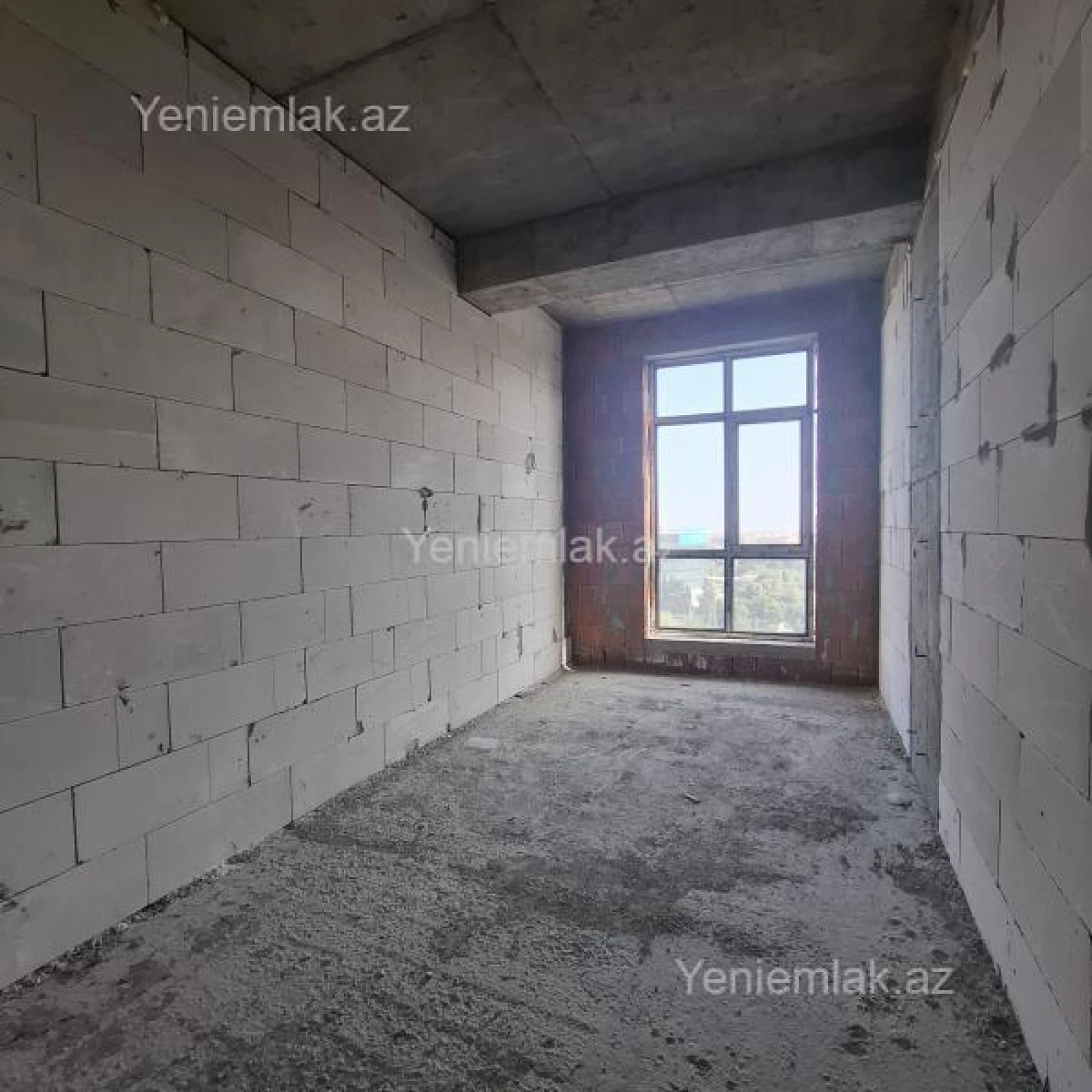 Satılır 3 otaqlı yeni tikili 100 m²