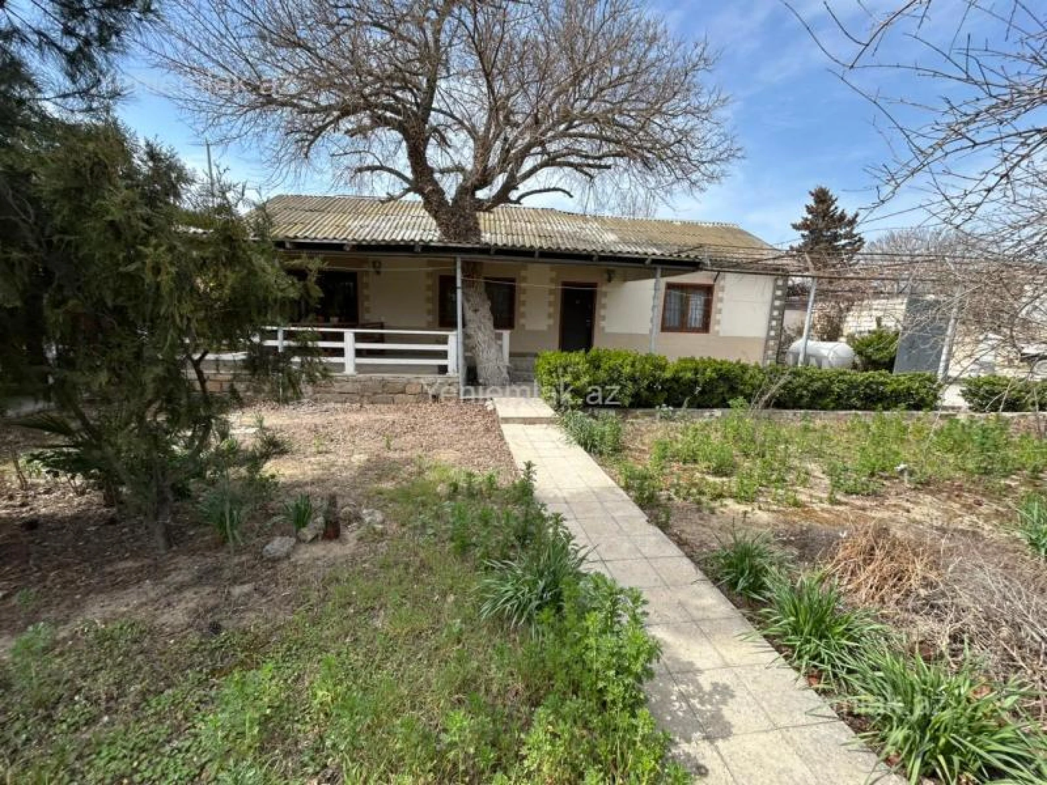 Satılır 4 otaqlı həyət evi 110 m²