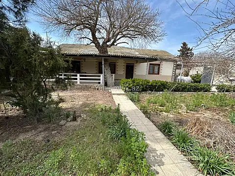 Satılır 4 otaqlı həyət evi 110 m²