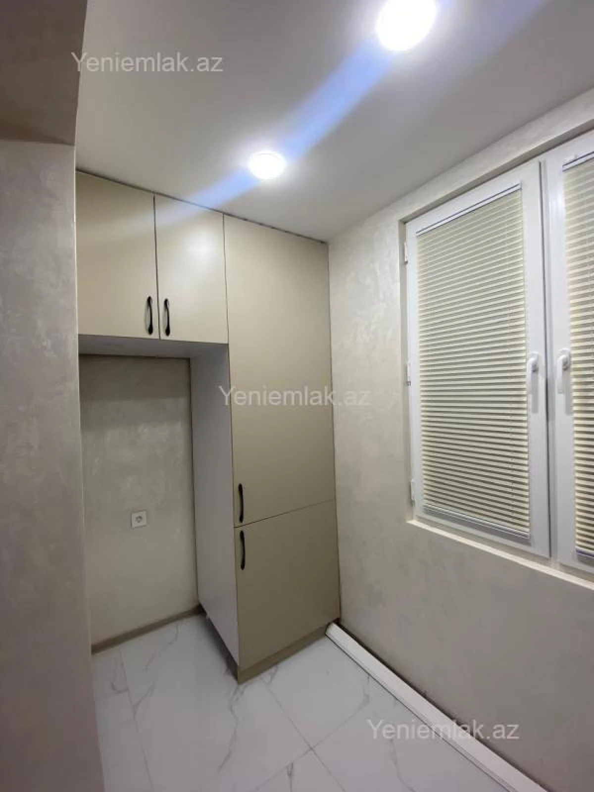Satılır 2 otaqlı köhnə tikili 40 m²