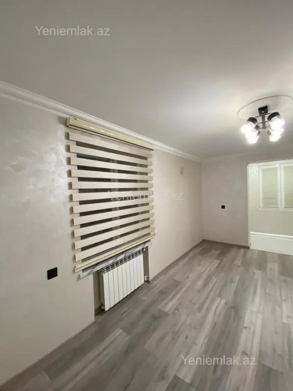 Satılır 2 otaqlı köhnə tikili 40 m²