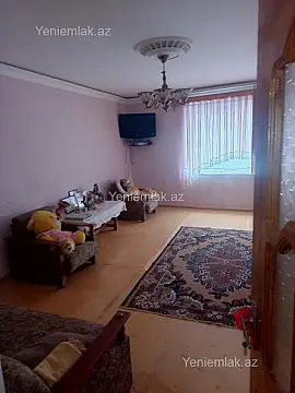 Satılır 4 otaqlı köhnə tikili 95 m² — Gəncə 4 otaq 95.00 m²
