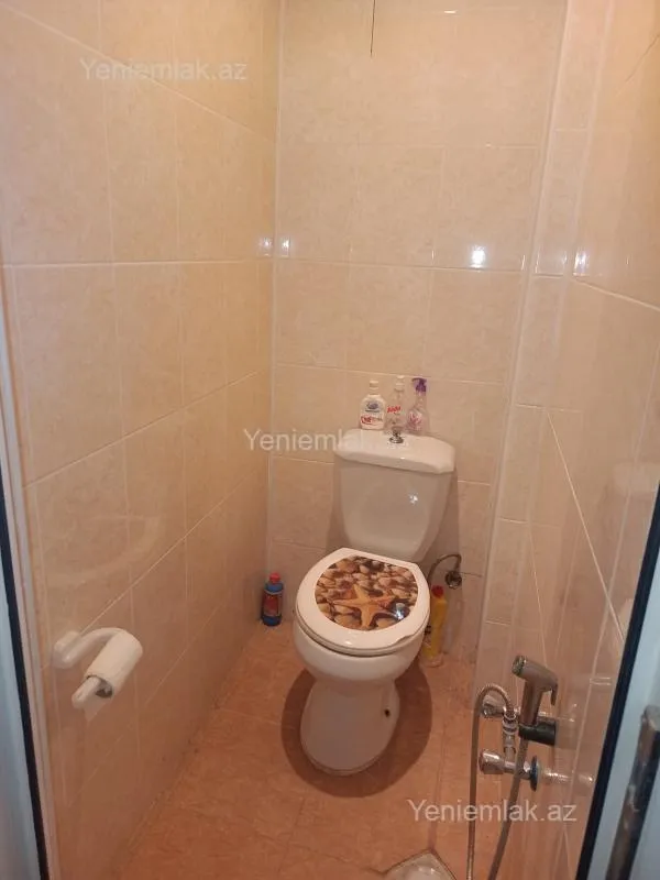Satılır 4 otaqlı köhnə tikili 95 m²