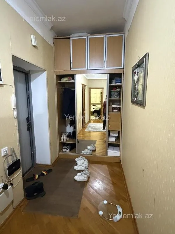 Satılır 3 otaqlı yeni tikili 88 m²