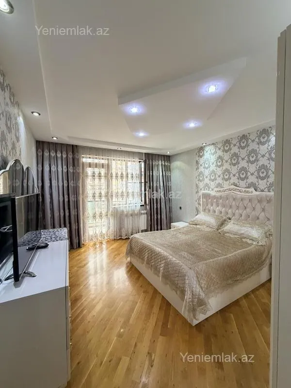 Satılır 3 otaqlı yeni tikili 90 m²