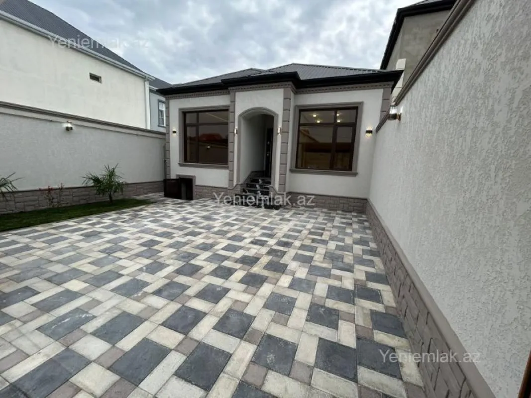 Satılır 4 otaqlı həyət evi 120 m²