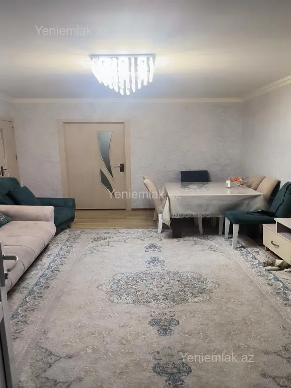 Satılır 2 otaqlı köhnə tikili 45 m²