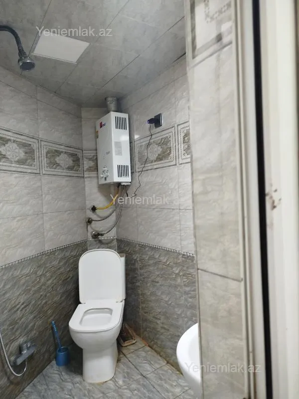 Satılır 4 otaqlı həyət evi 160 m²
