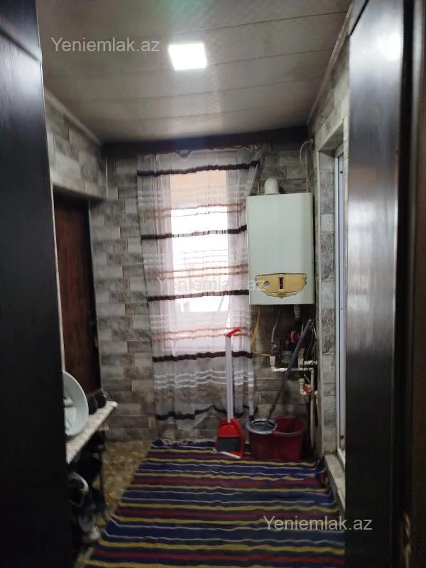 Satılır 4 otaqlı həyət evi 160 m²