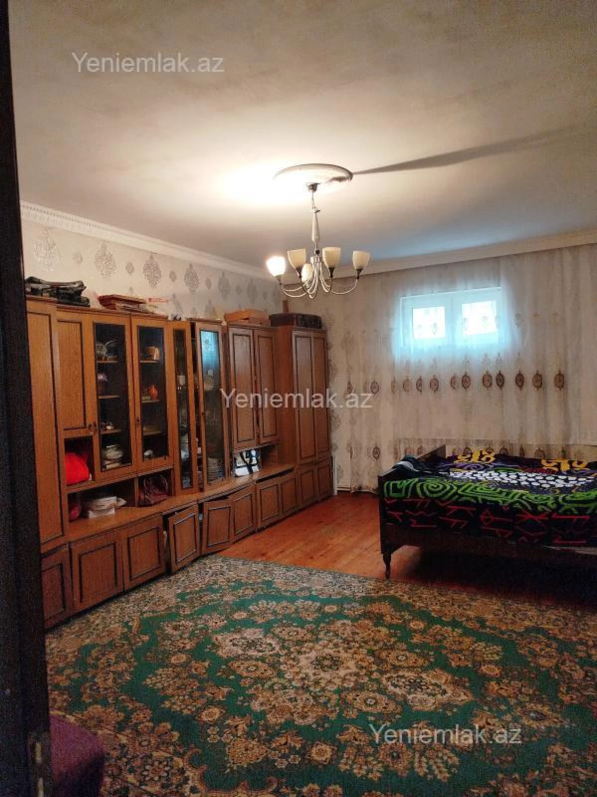 Satılır 4 otaqlı həyət evi 160 m²
