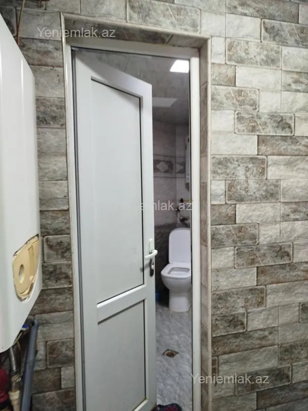 Satılır 4 otaqlı həyət evi 160 m²