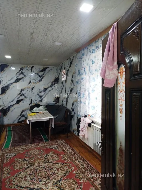 Satılır 4 otaqlı həyət evi 160 m²