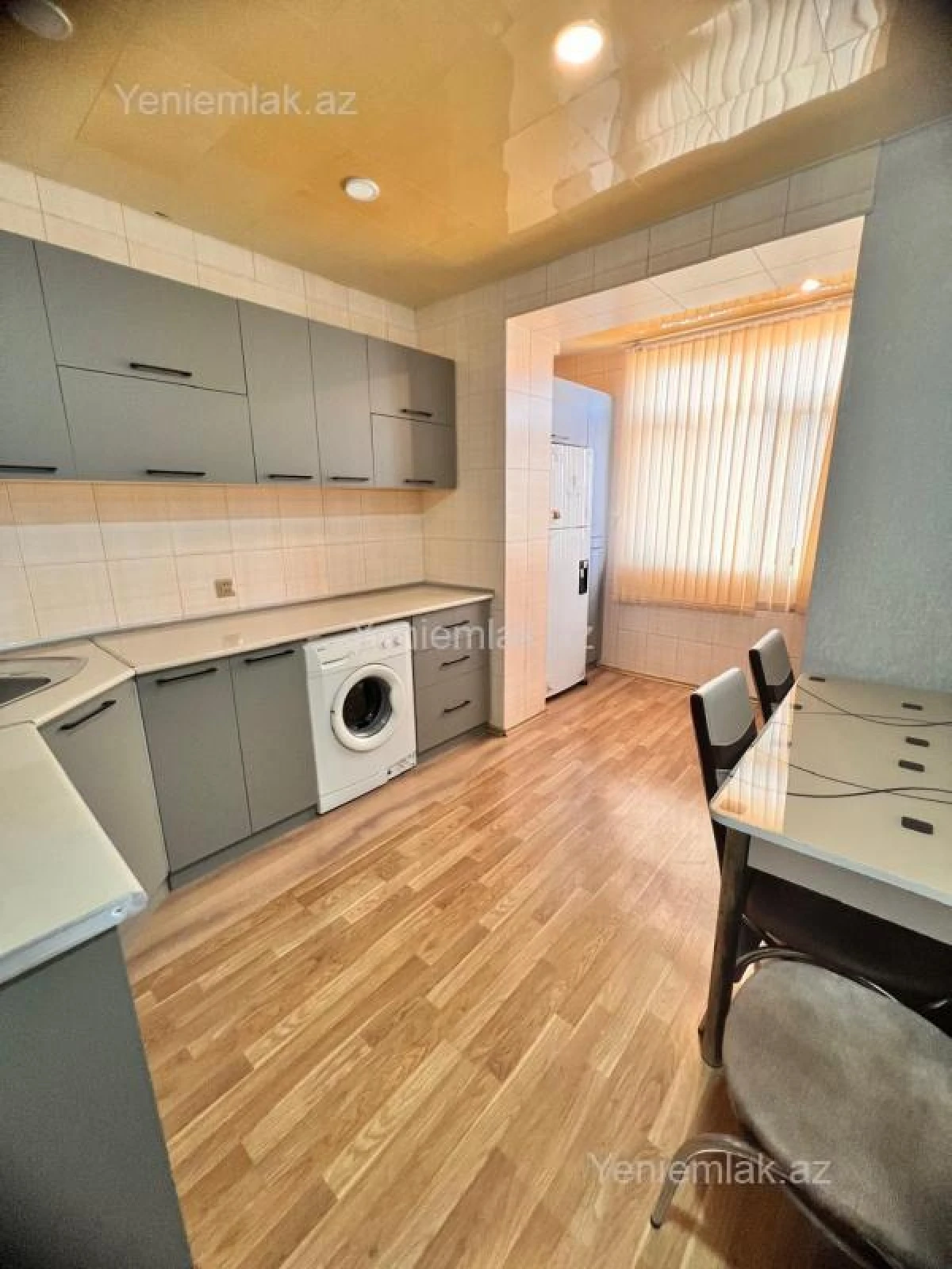 Satılır 5 otaqlı köhnə tikili 110 m²