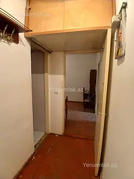 Satılır 2 otaqlı köhnə tikili 50 m²