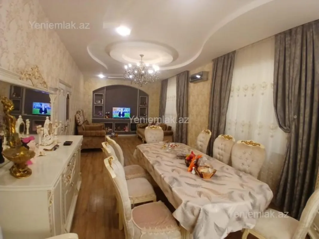 Satılır 5 otaqlı həyət evi 180 m²