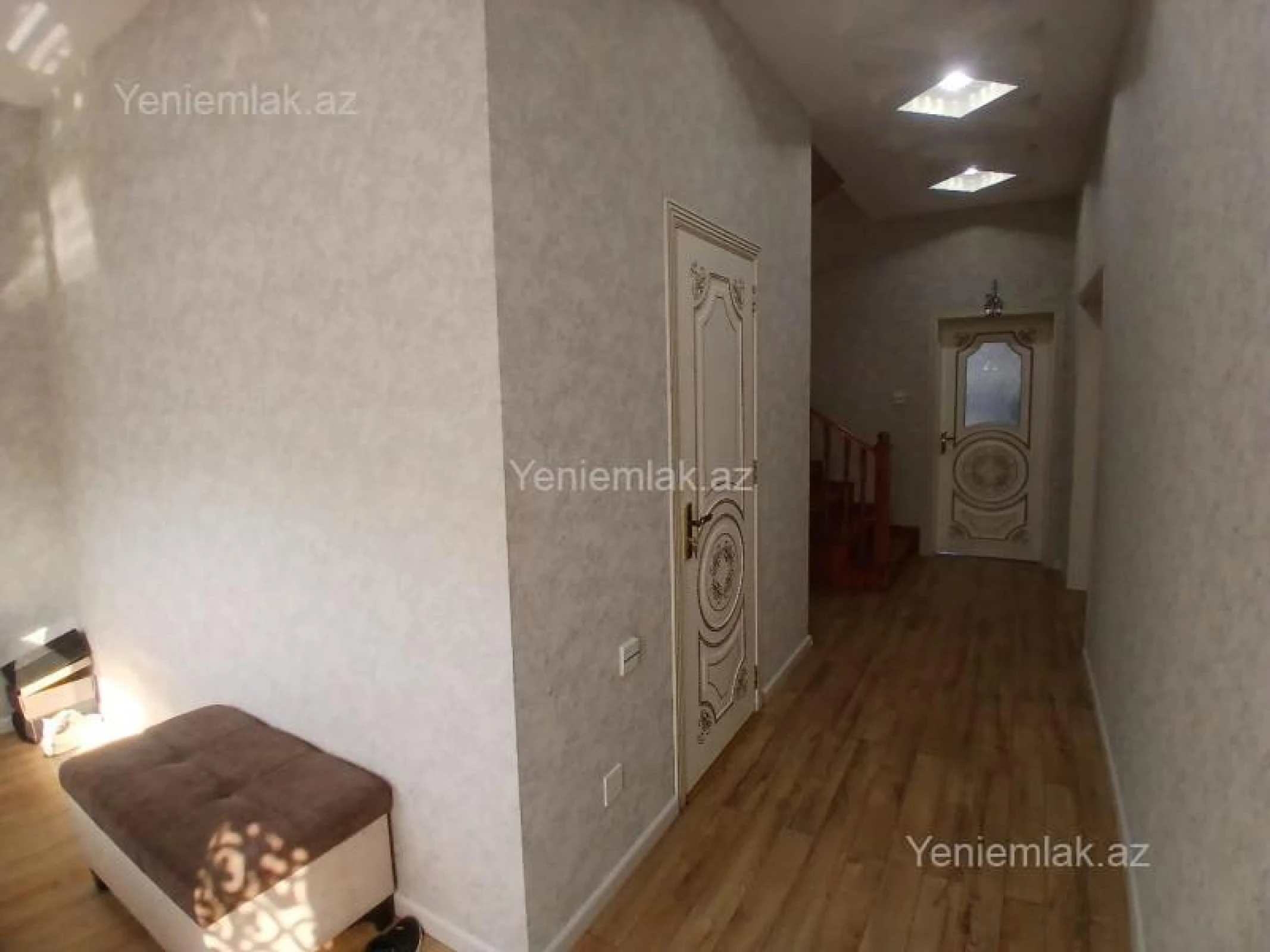 Satılır 5 otaqlı həyət evi 180 m²