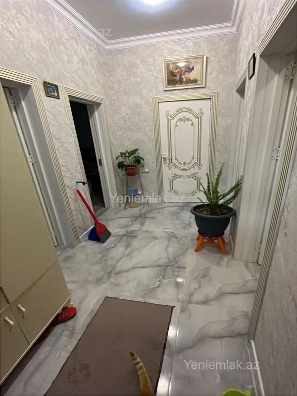 Satılır 4 otaqlı həyət evi 160 m²