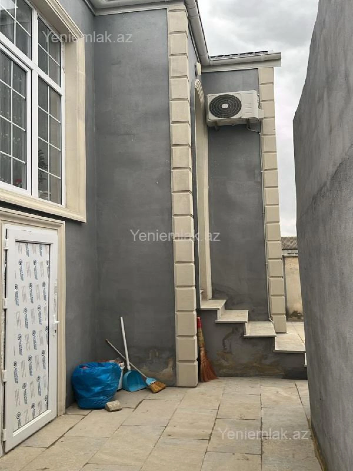 Satılır 4 otaqlı həyət evi 160 m²