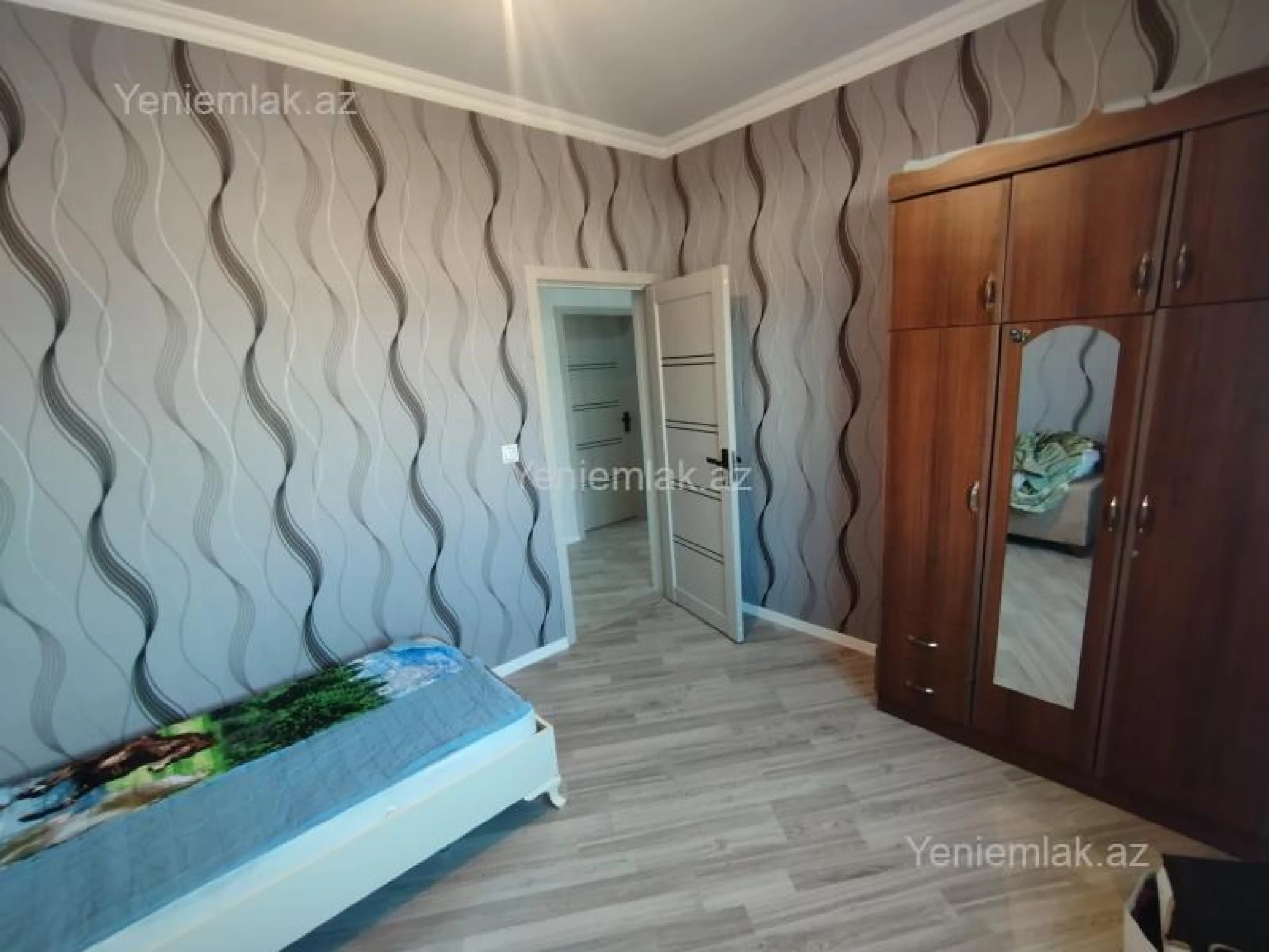 Satılır 4 otaqlı həyət evi 160 m²