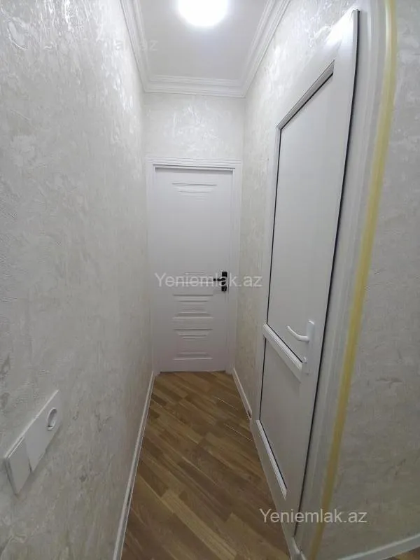 Satılır 1 otaqlı köhnə tikili 45 m²