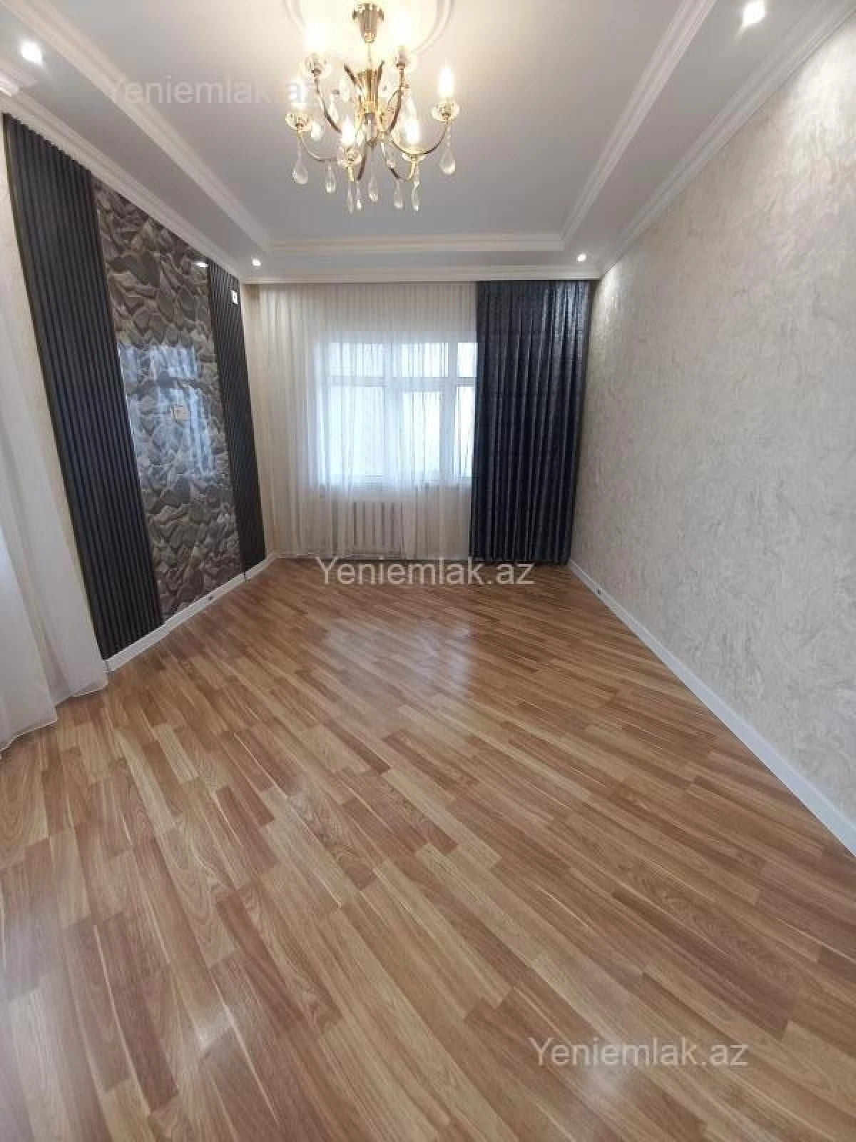 Satılır 1 otaqlı köhnə tikili 45 m²