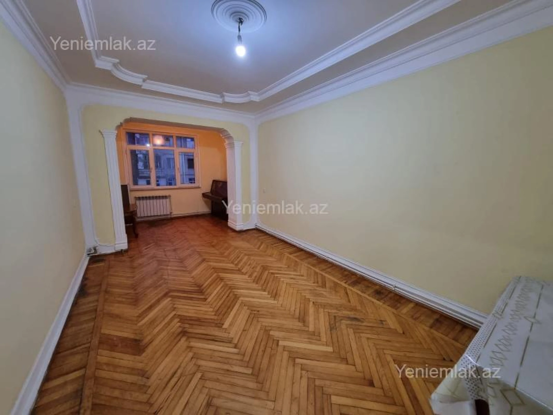 Satılır 3 otaqlı köhnə tikili 80 m²