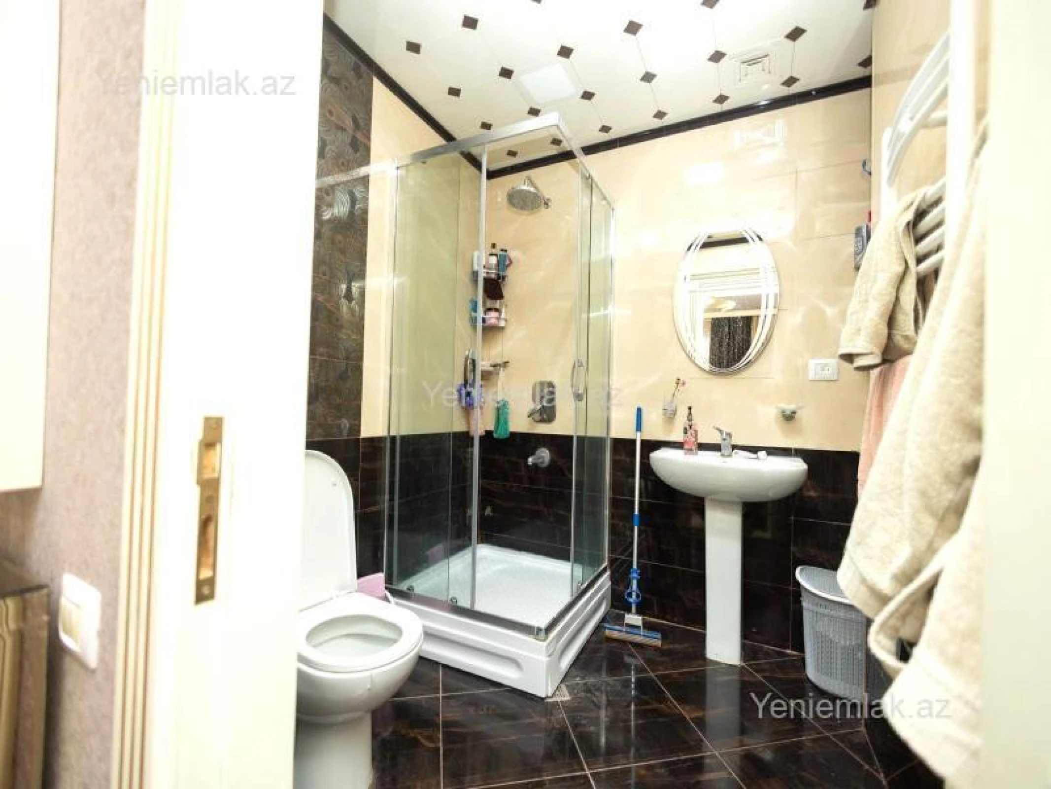 Satılır 4 otaqlı yeni tikili 220 m²