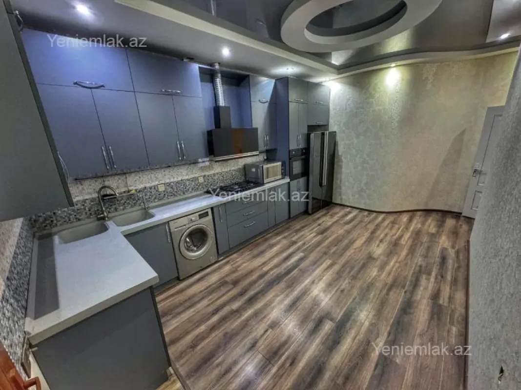 Satılır 4 otaqlı yeni tikili 165 m²