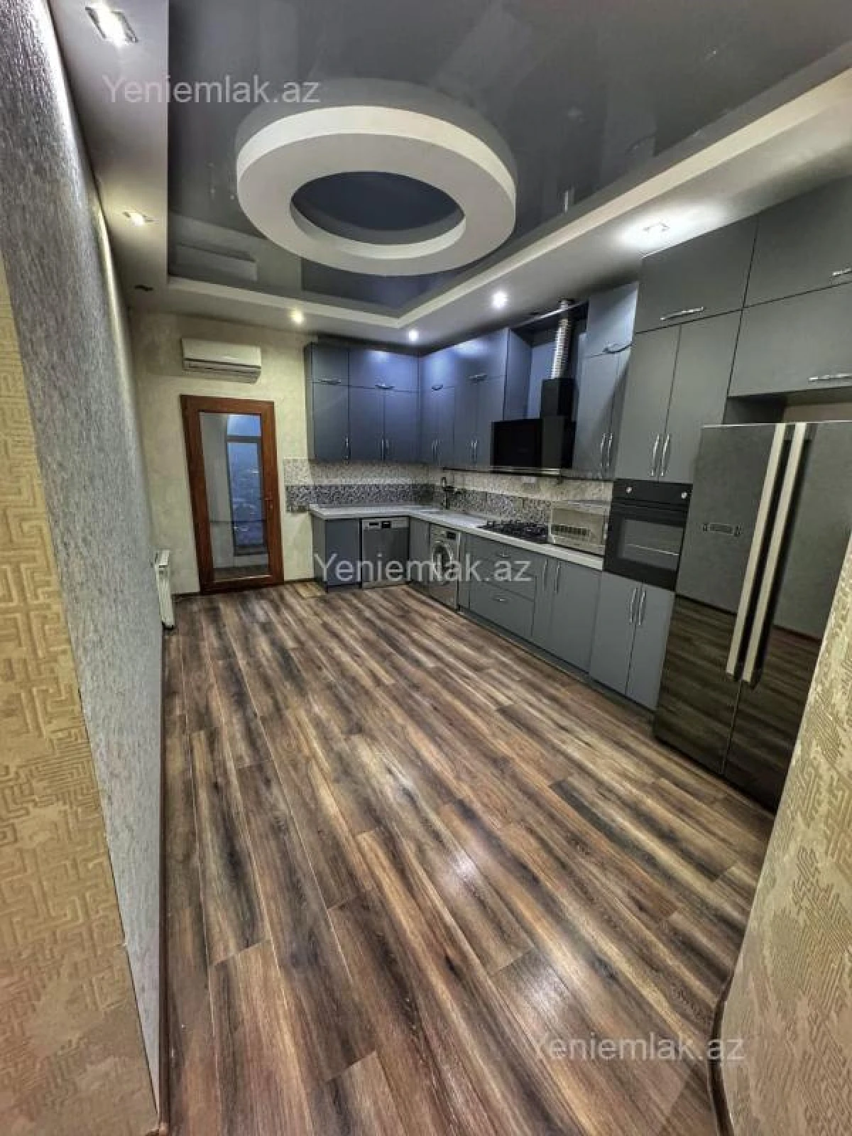 Satılır 4 otaqlı yeni tikili 165 m²