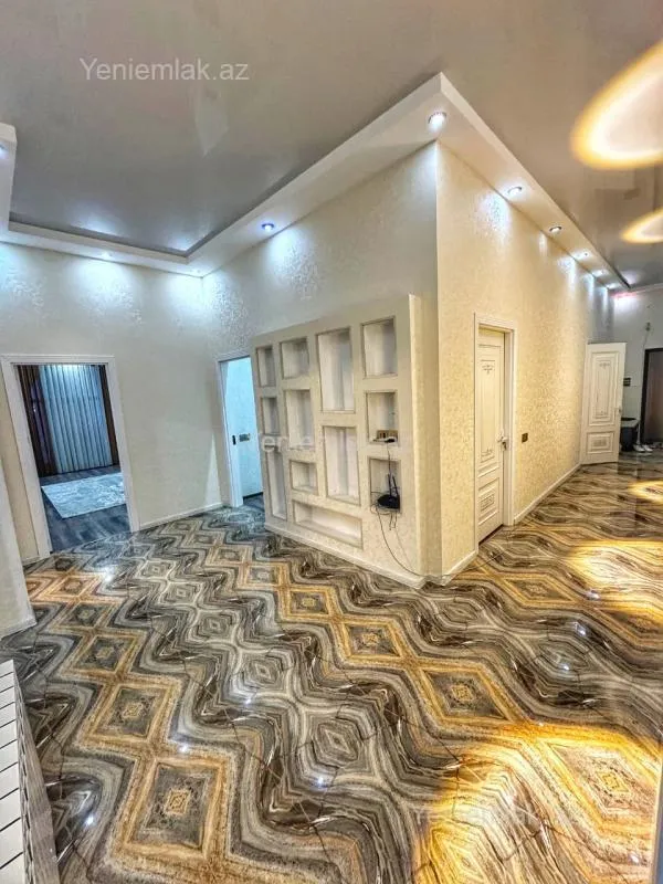 Satılır 4 otaqlı yeni tikili 165 m²