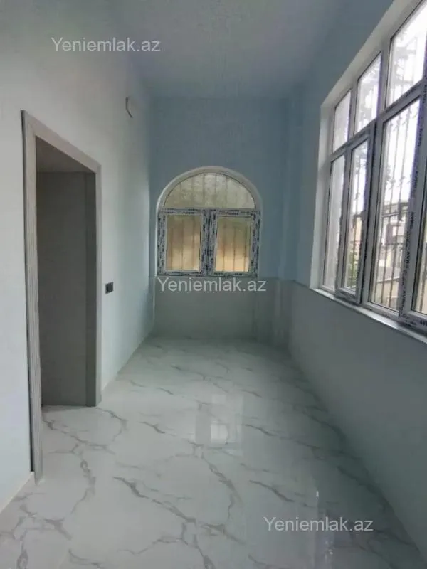 Satılır 2 otaqlı köhnə tikili 65 m²