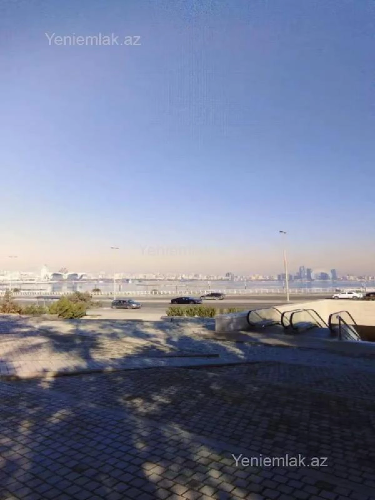 Satılır 2 otaqlı köhnə tikili 65 m²