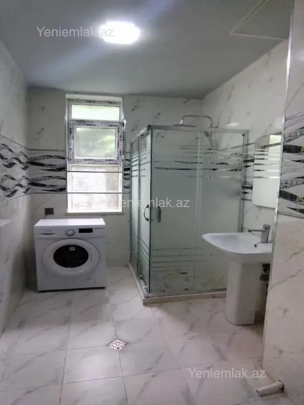 Satılır 2 otaqlı köhnə tikili 65 m²