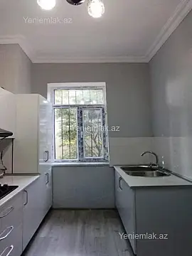 Satılır 2 otaqlı köhnə tikili 65 m²