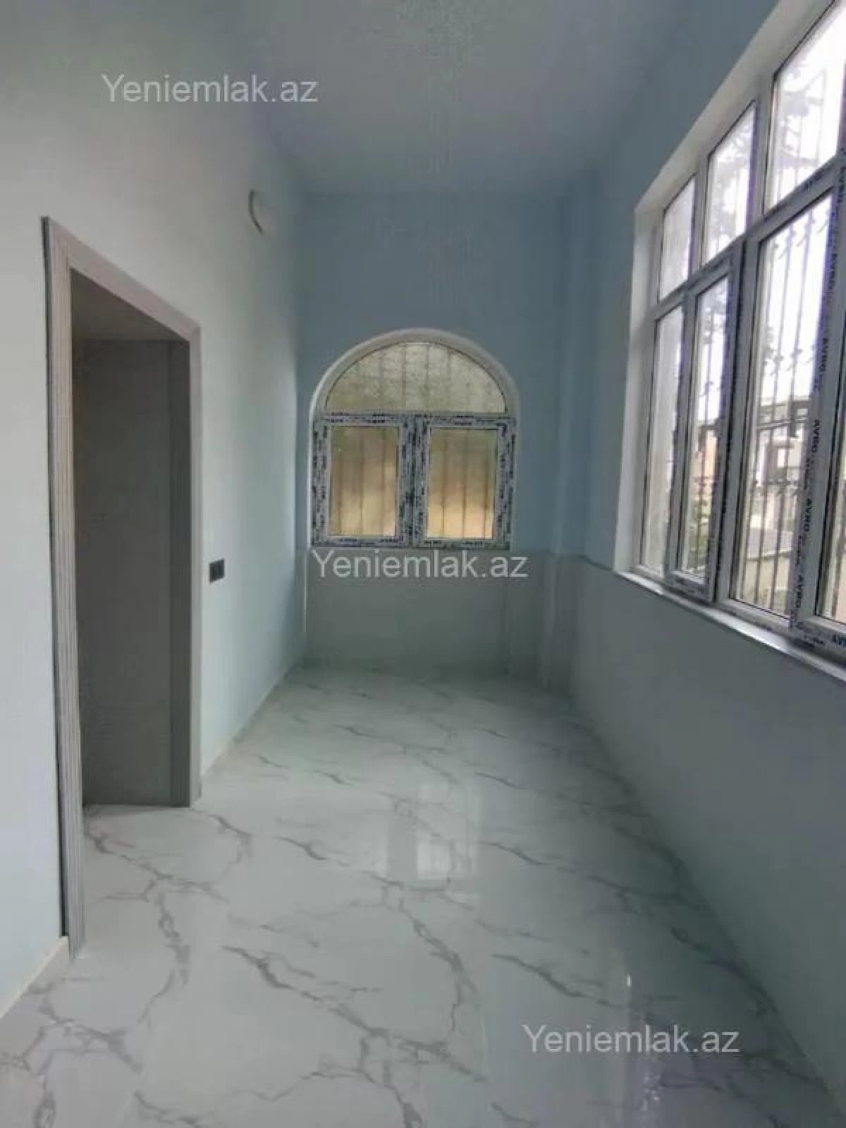 Satılır 2 otaqlı köhnə tikili 65 m²