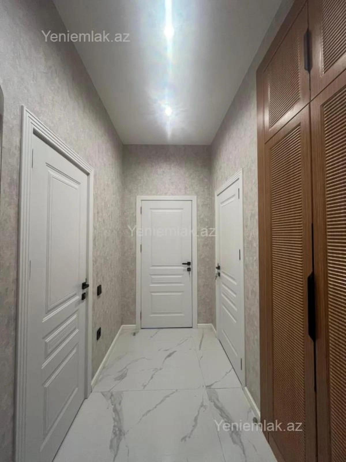 Satılır 3 otaqlı yeni tikili 70 m²