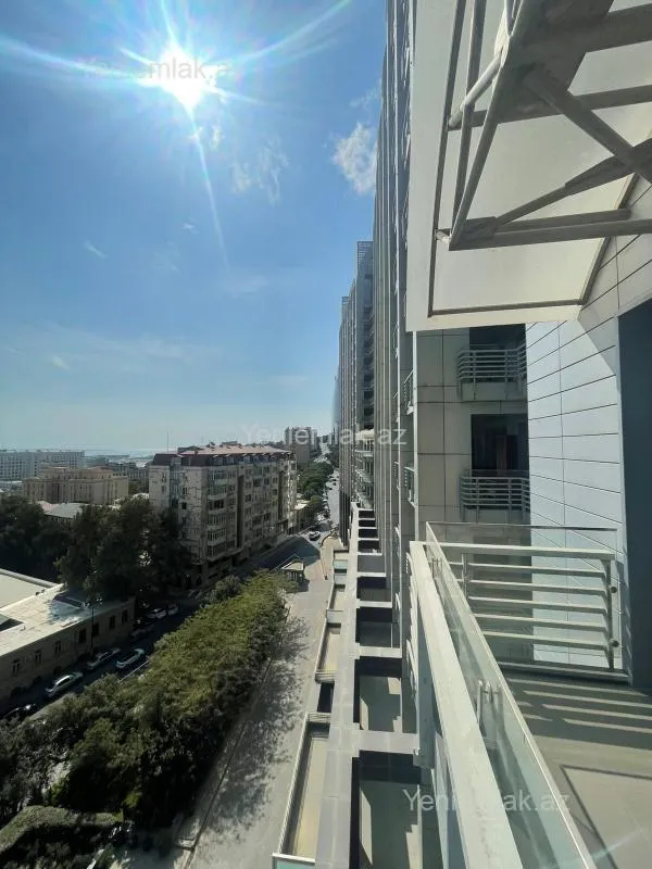 Satılır 2 otaqlı yeni tikili 102 m²