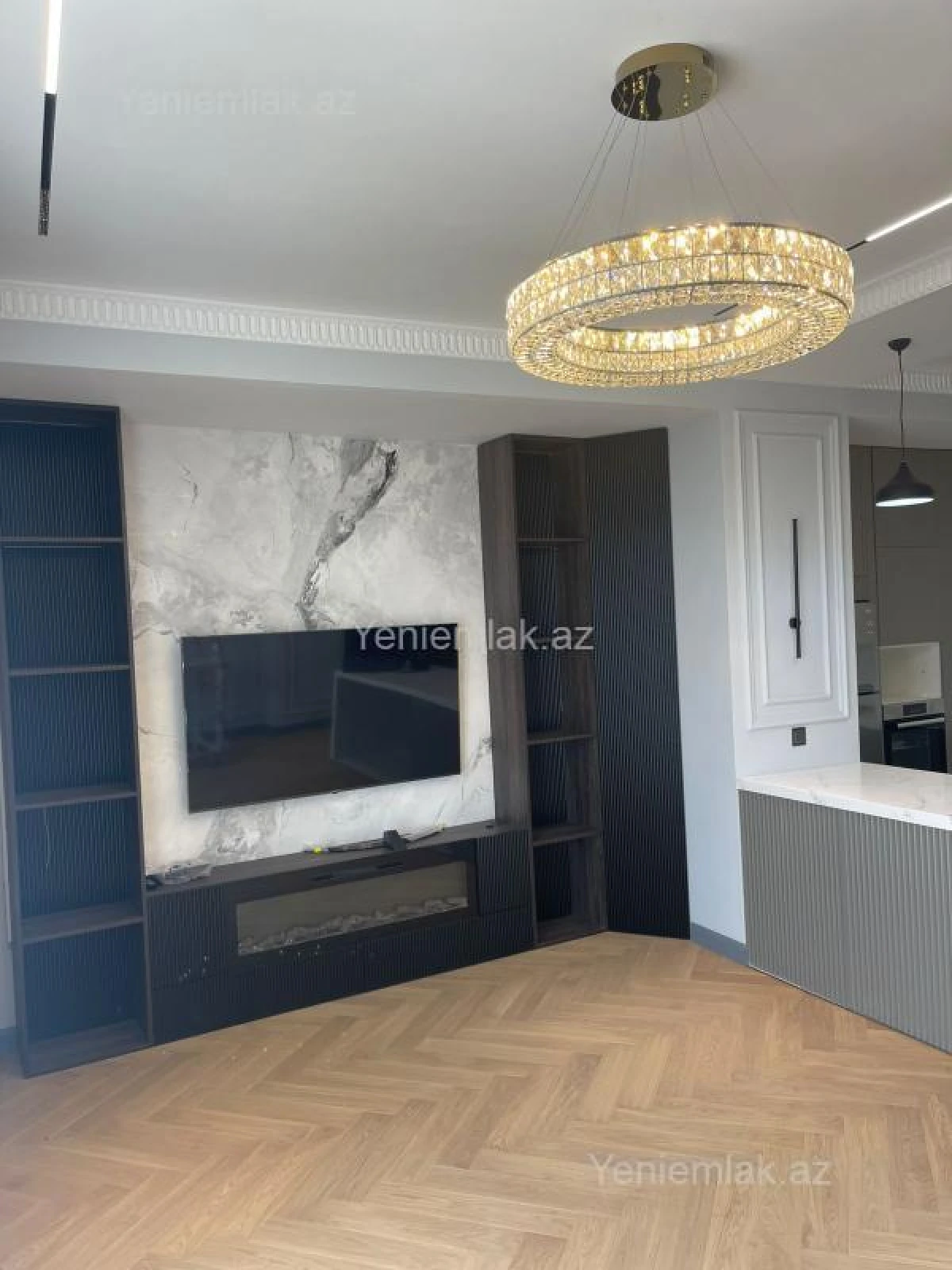 Satılır 2 otaqlı yeni tikili 102 m²
