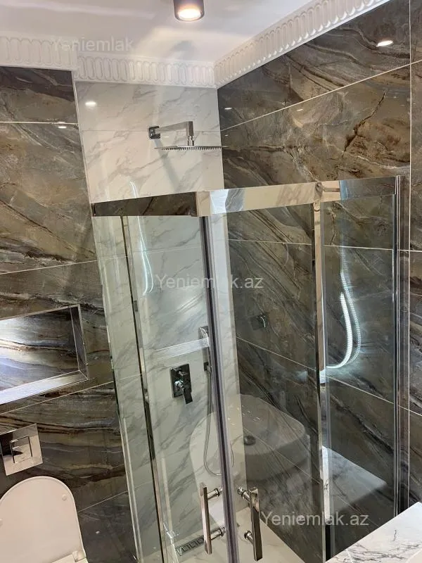 Satılır 2 otaqlı yeni tikili 102 m²